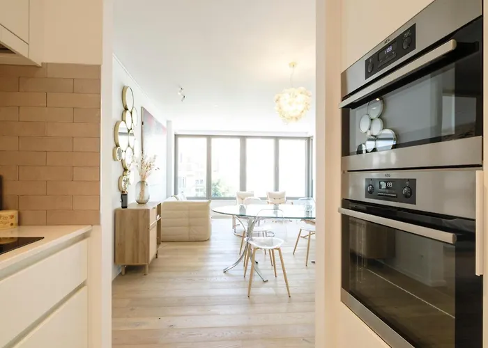 In Belgium With Stunning Sea View شقة كنوك هايست